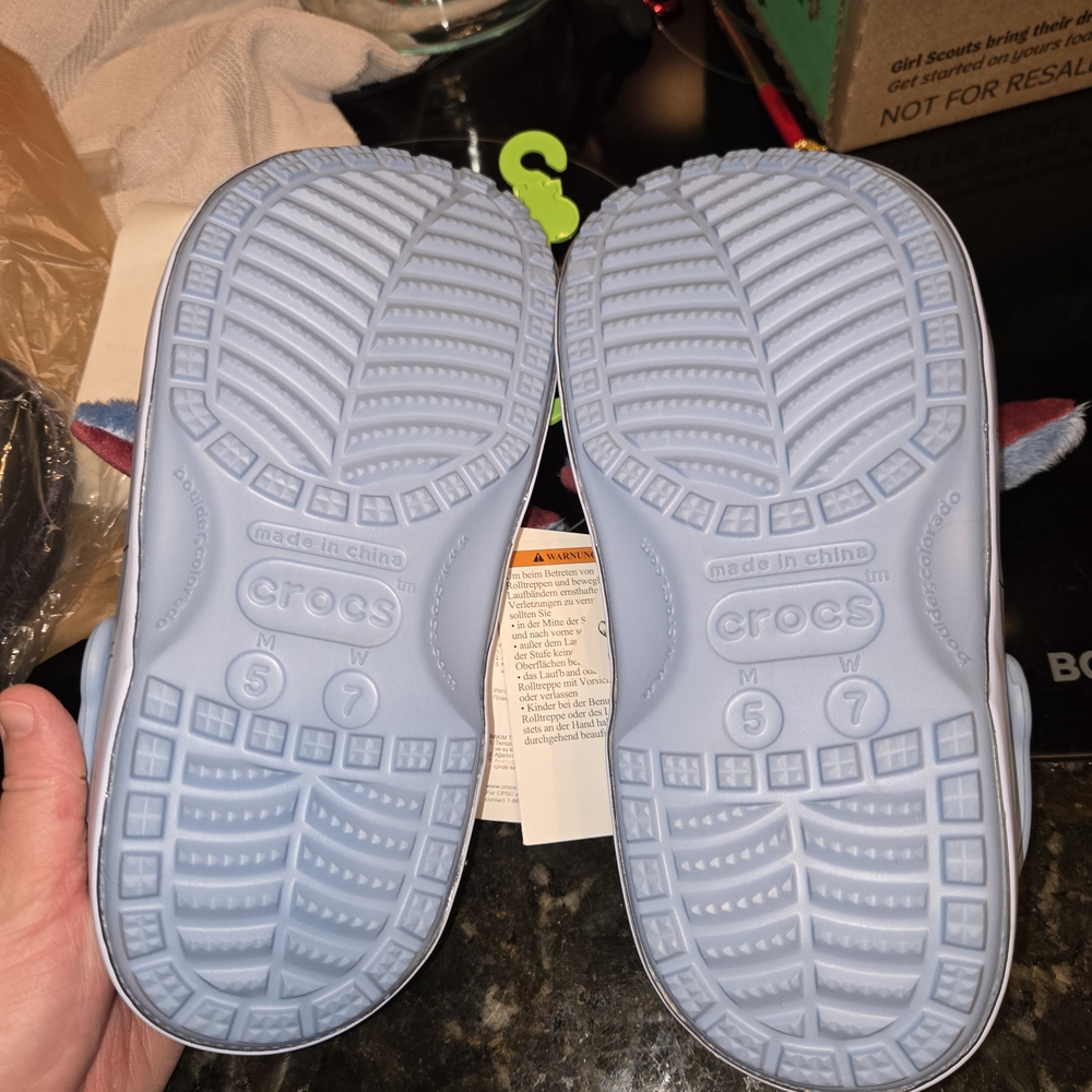 Eeyore Crocs - Picture 3 of 4
